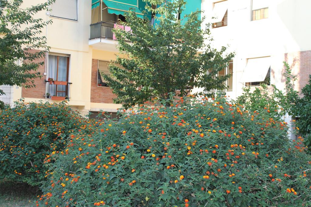 La Perla Guest house 2*